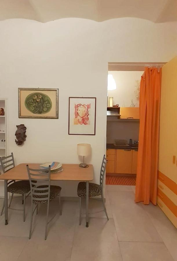 Suite Battisti Γκροσέτο Εξωτερικό φωτογραφία